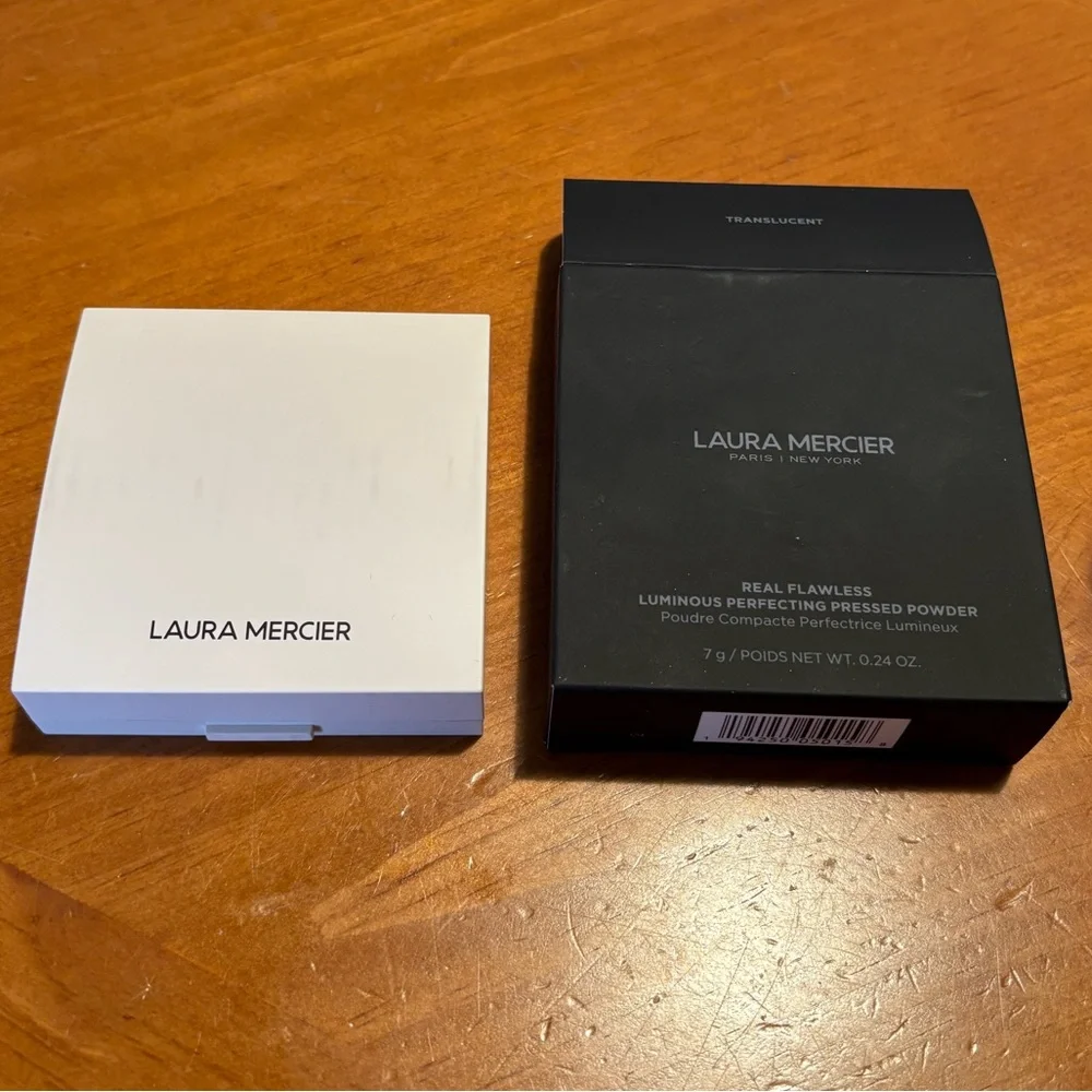 Laura Mercier Real Flawless Luminous Perfecting Pressed Powder